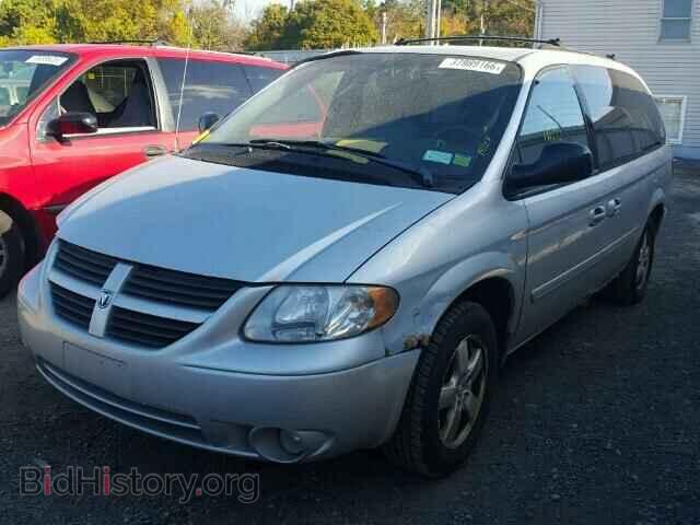 2005 DODGE CARAVAN - VIN: 2D8GP44L75R122939 - Photo 2