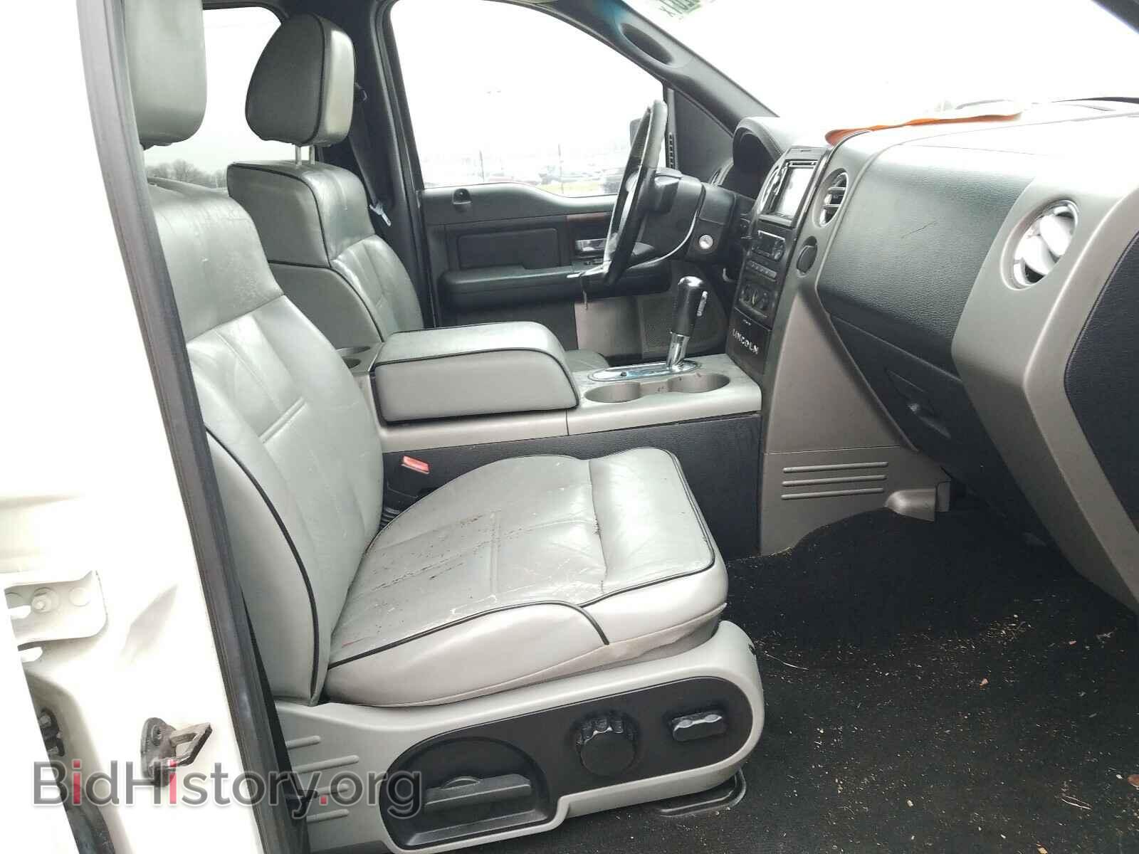 2006 LINCOLN MARK LT - VIN: 5LTPW16596FJ24079 - Photo 5