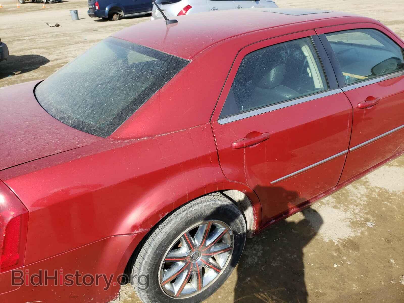 2008 CHRYSLER 300 - VIN: 2C3KA33G78H295397 - Фото 9
