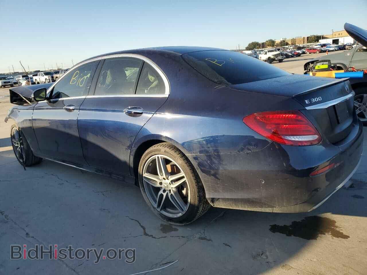 2019 MERCEDES-BENZ E-CLASS - VIN: WDDZF4KB1KA632892 - Фото 2