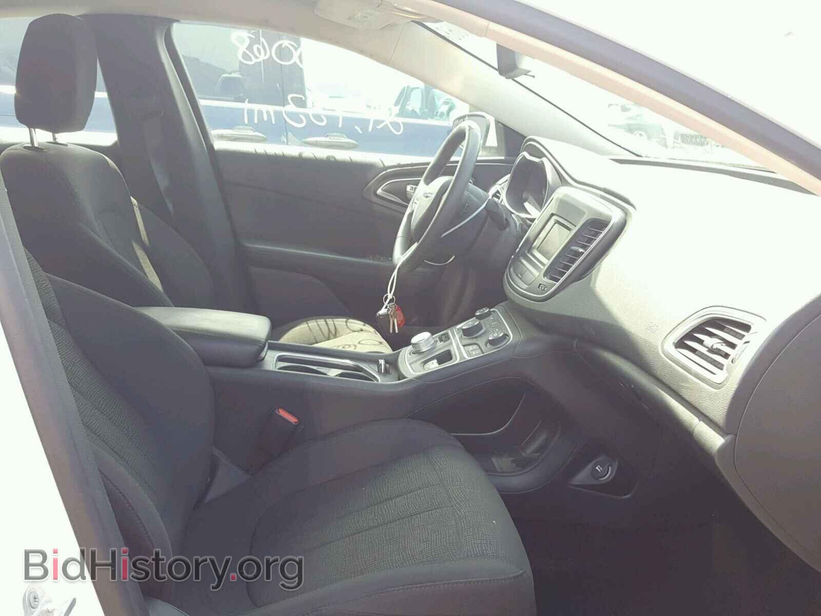 2016 CHRYSLER 200 - VIN: 1C3CCCABXGN129757 - Фото 5