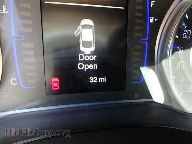 2016 CHRYSLER 200 - VIN: 1C3CCCAB4GN118737 - Фото 8