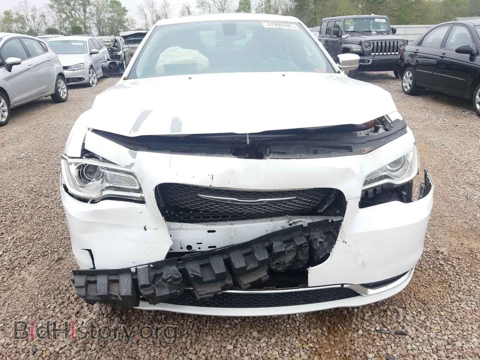 2015 CHRYSLER 300 - VIN: 2C3CCAEG7FH807429 - Фото 9