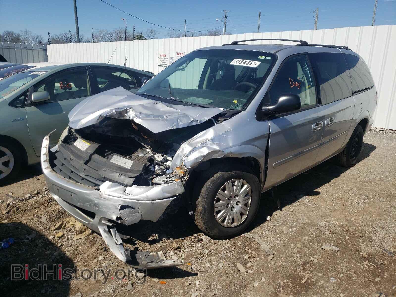 2007 CHRYSLER MINIVAN - VIN: 2A4GP44R67R109468 - Фото 2