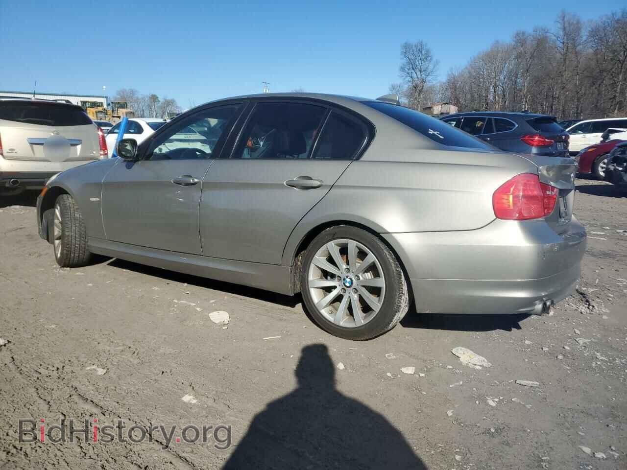 2011 BMW 3 SERIES - VIN: WBAPH7C52BE461842 - Фото 2