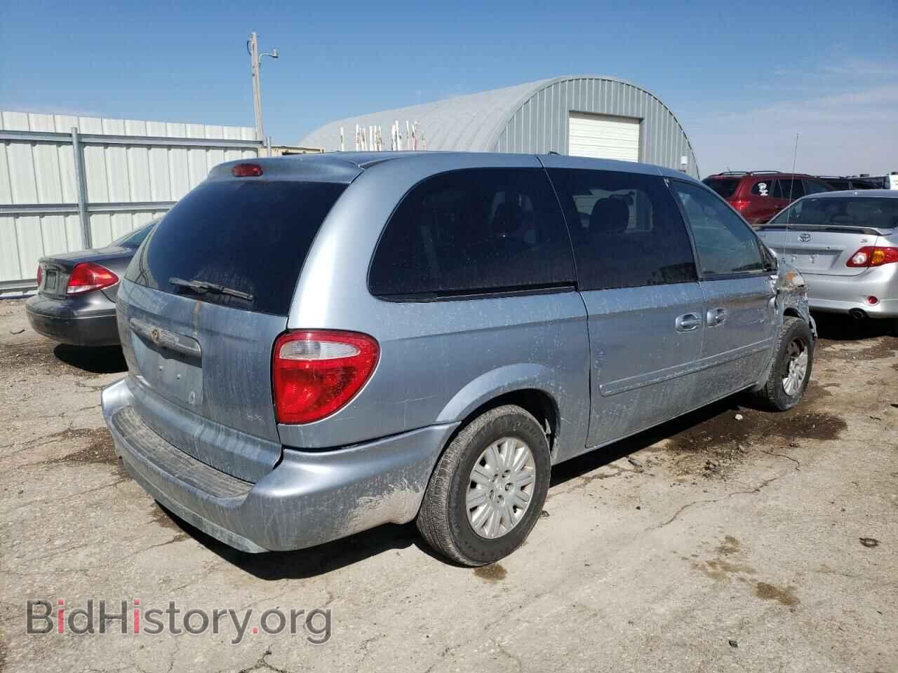 2006 CHRYSLER MINIVAN - VIN: 2A4GP44R96R852513 - Фото 4
