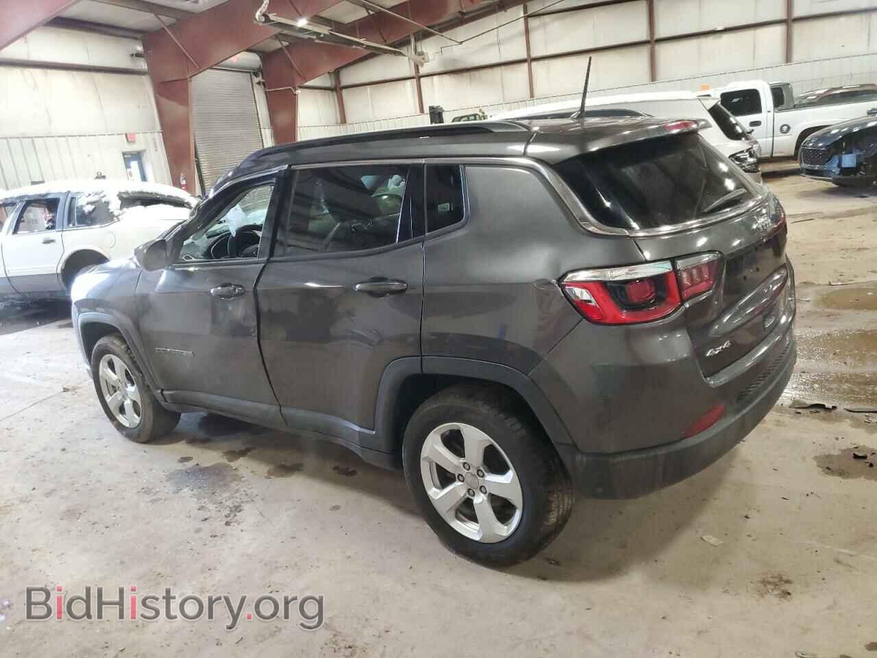 2018 JEEP COMPASS - VIN: 3C4NJDBB6JT223673 - Photo 2