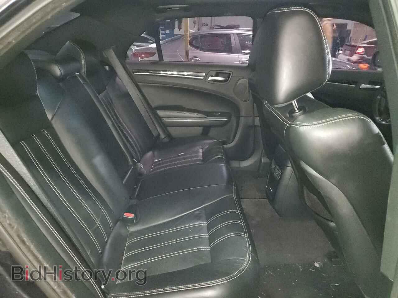 2017 CHRYSLER 300 - VIN: 2C3CCAGG2HH553242 - Фото 10