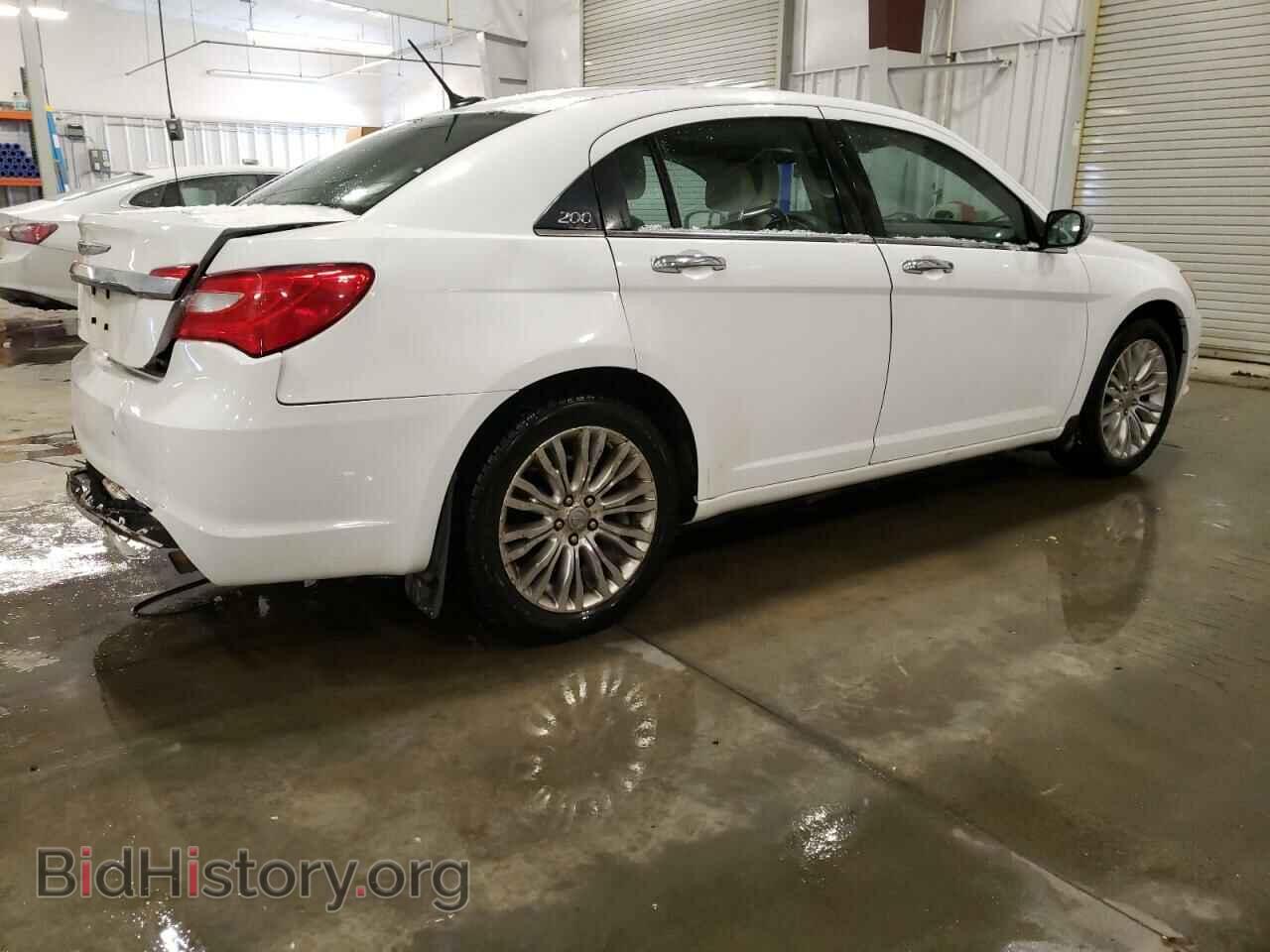 2011 CHRYSLER 200 - VIN: 1C3BC2FB5BN599475 - Photo 3