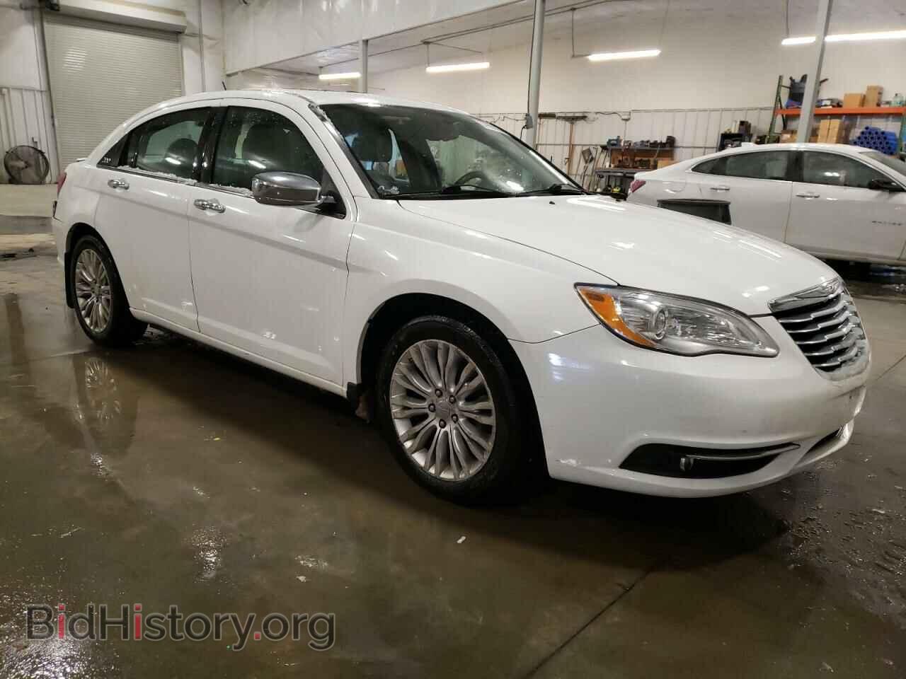 2011 CHRYSLER 200 - VIN: 1C3BC2FB5BN599475 - Photo 4