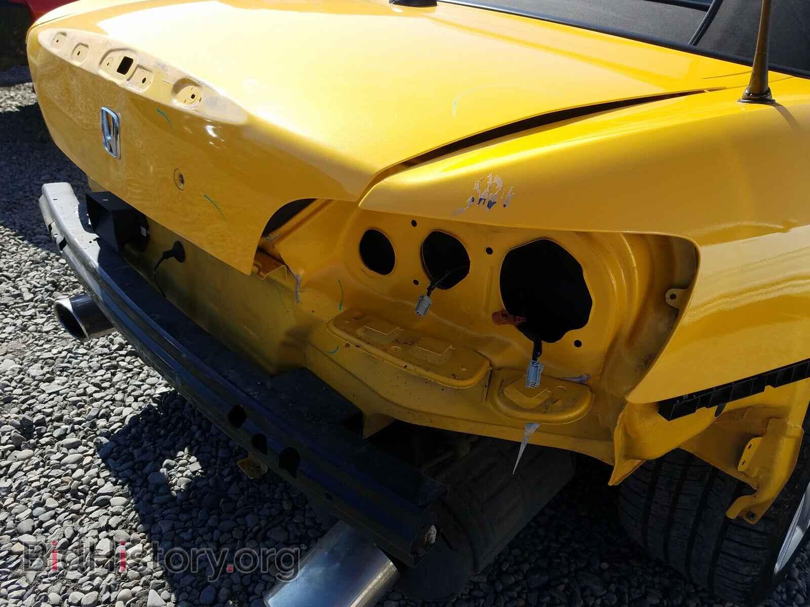 2004 HONDA S2000 - VIN: JHMAP21404T005599 - Фото 9
