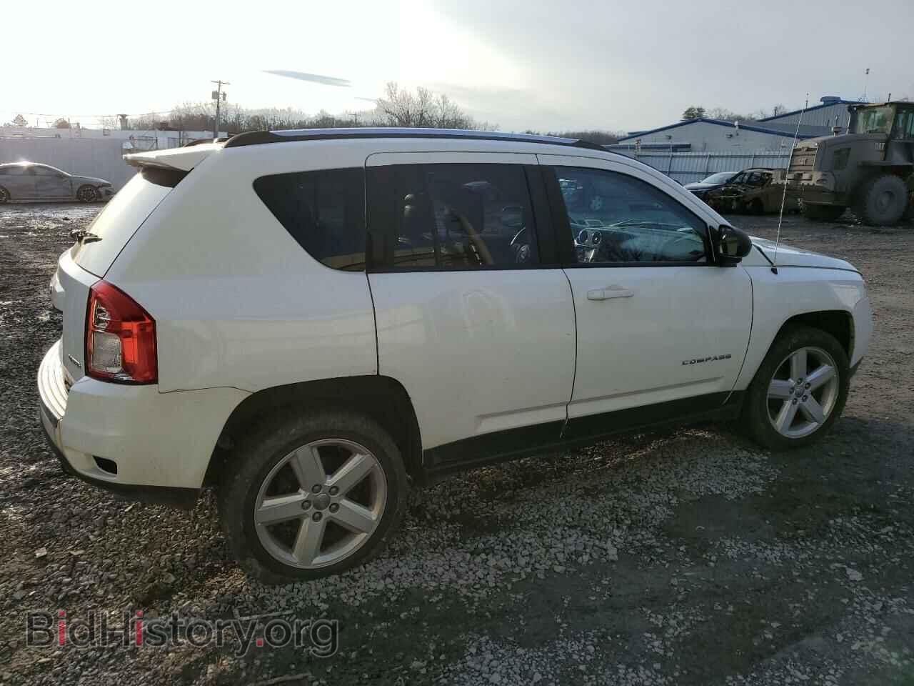 2013 JEEP COMPASS - VIN: 1C4NJDCB1DD196682 - Photo 3