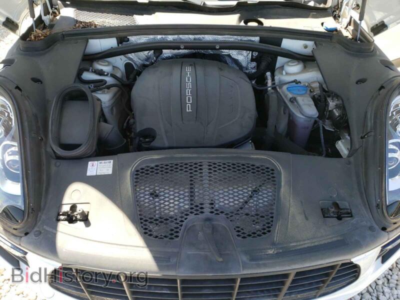 2017 Porsche MACAN (VIN WP1AA2A51HLB82632) — фото 7 из 10