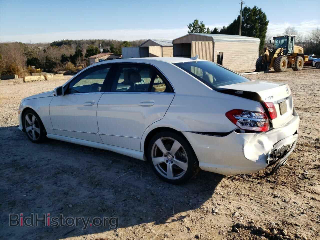 2011 MERCEDES-BENZ E-CLASS - VIN: WDDHF8HB7BA354803 - Фото 2