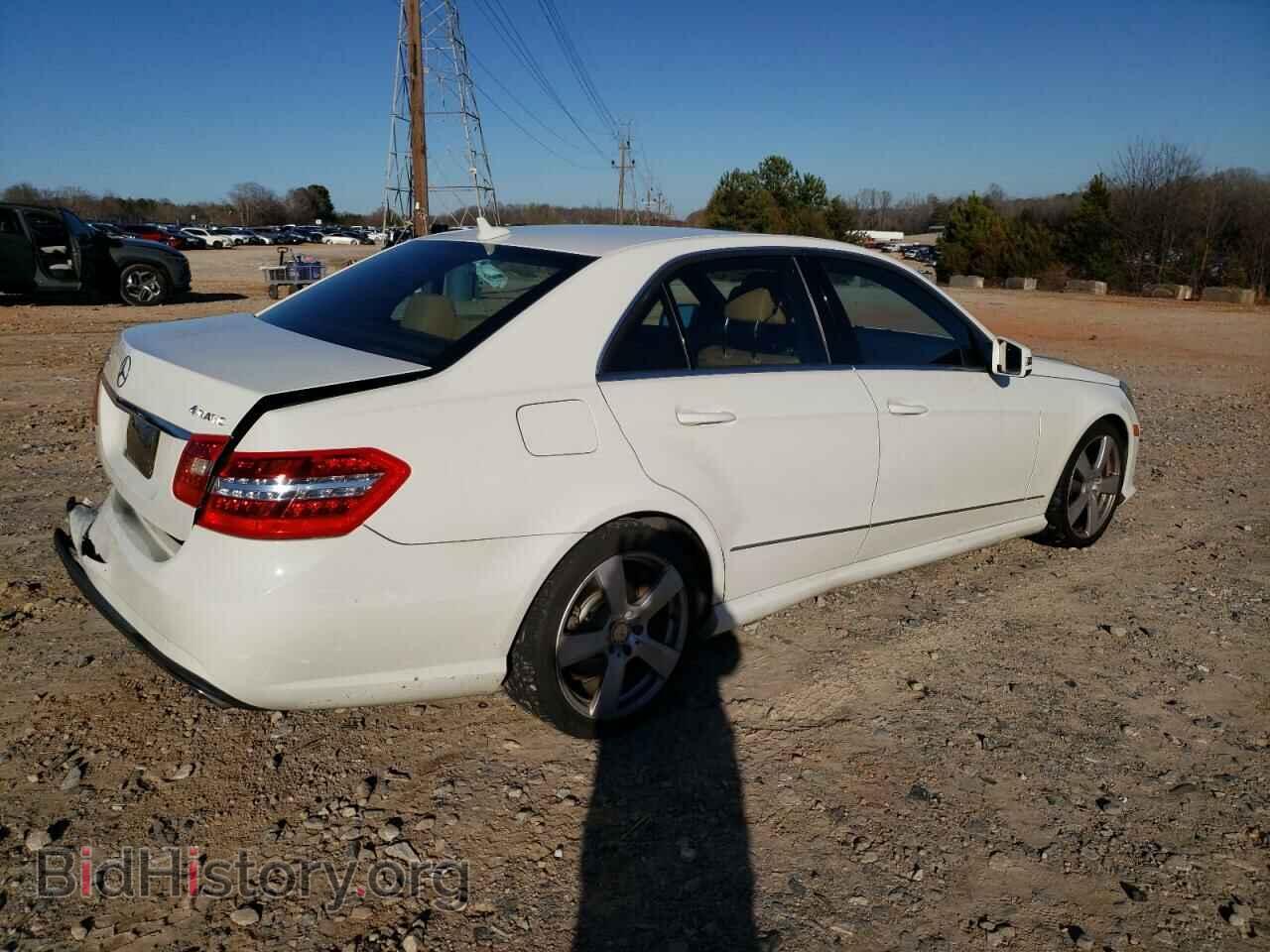 2011 MERCEDES-BENZ E-CLASS - VIN: WDDHF8HB7BA354803 - Фото 3