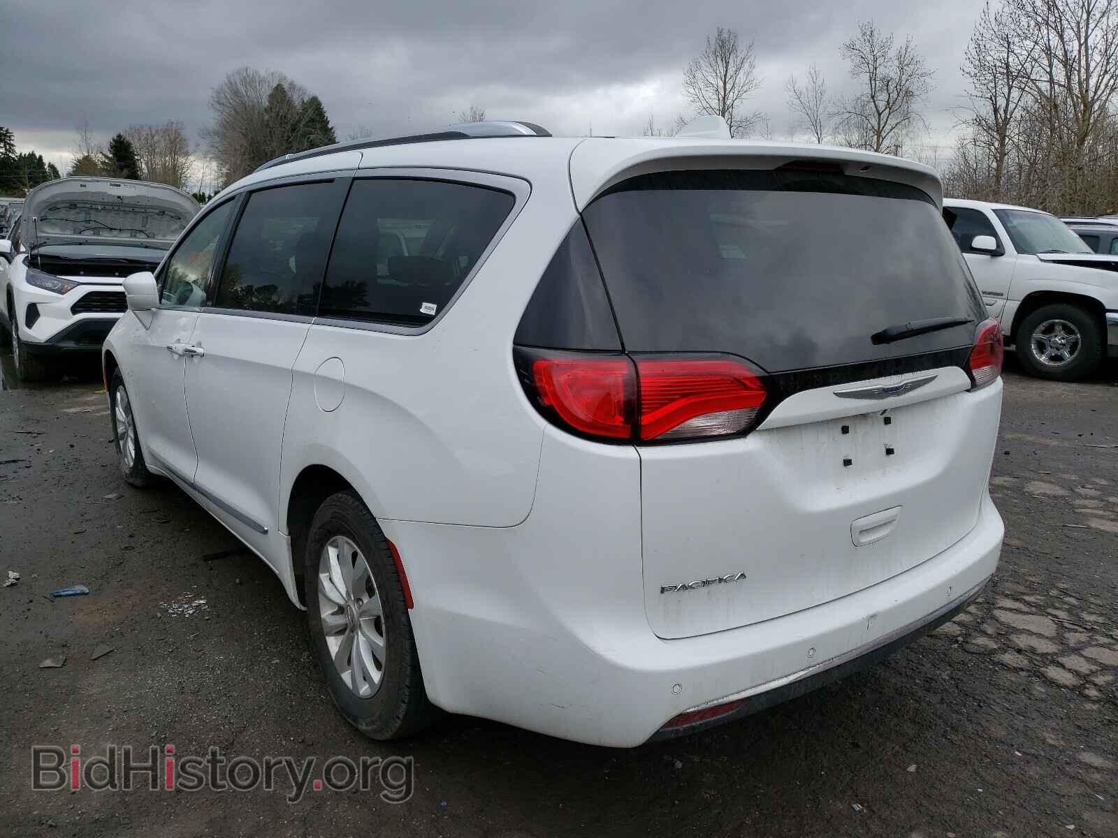 2019 CHRYSLER PACIFICA - VIN: 2C4RC1BG4KR651476 - Фото 3