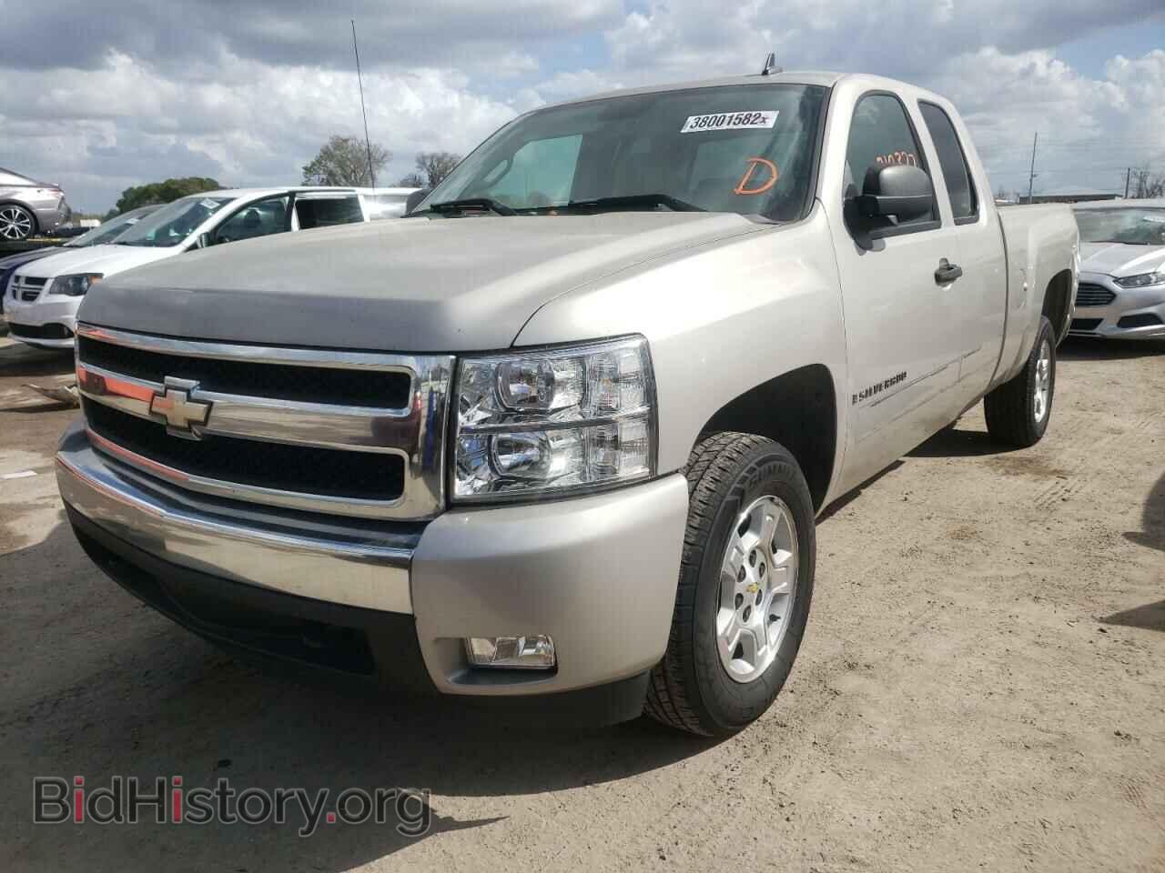 2007 CHEVROLET SILVERADO - VIN: 1GCEC19J77Z519289 - Фото 2