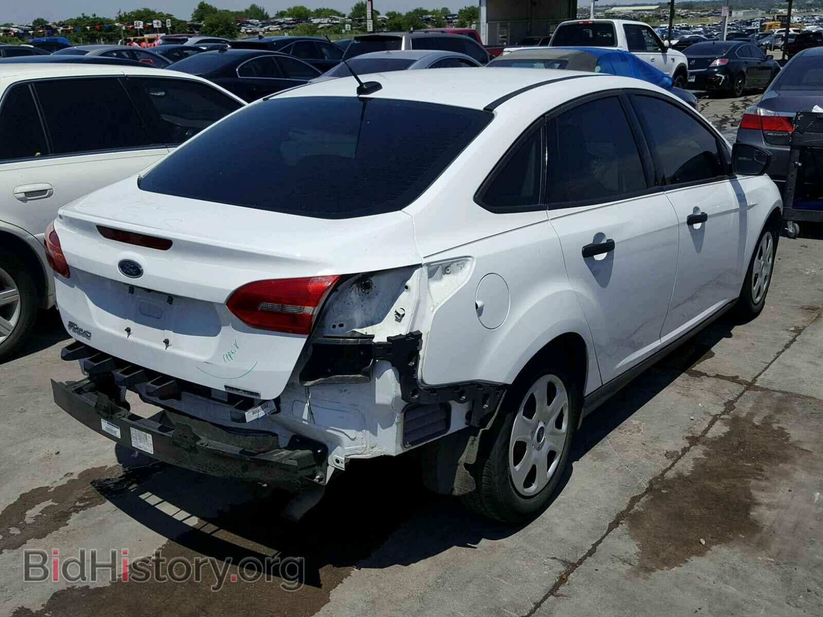 2016 FORD FOCUS - VIN: 1FADP3E26GL212215 - Photo 4