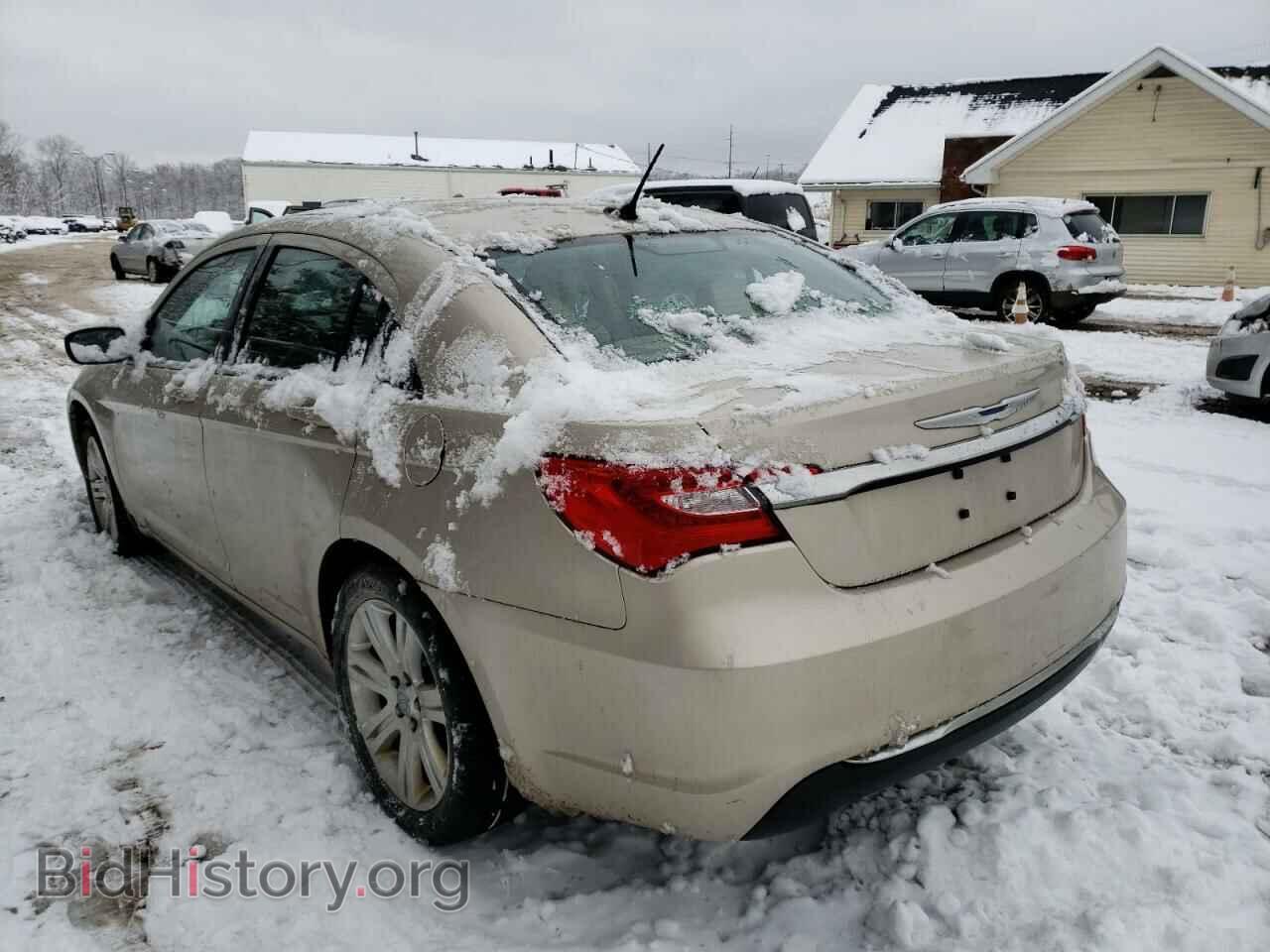 2013 CHRYSLER 200 - VIN: 1C3CCBBB1DN744881 - Фото 2