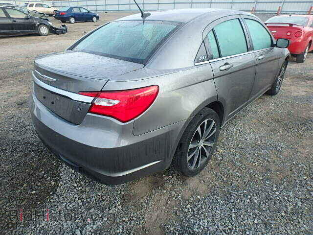 2013 CHRYSLER 200 - VIN: 1C3CCBBB1DN702307 - Фото 4