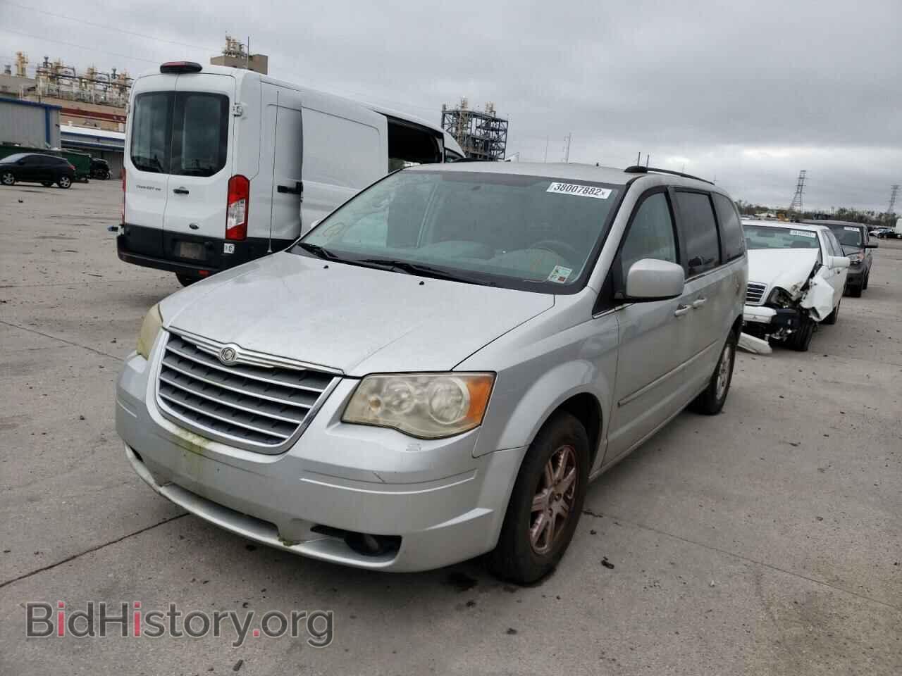 2010 CHRYSLER MINIVAN - VIN: 2A4RR5D11AR337047 - Фото 2