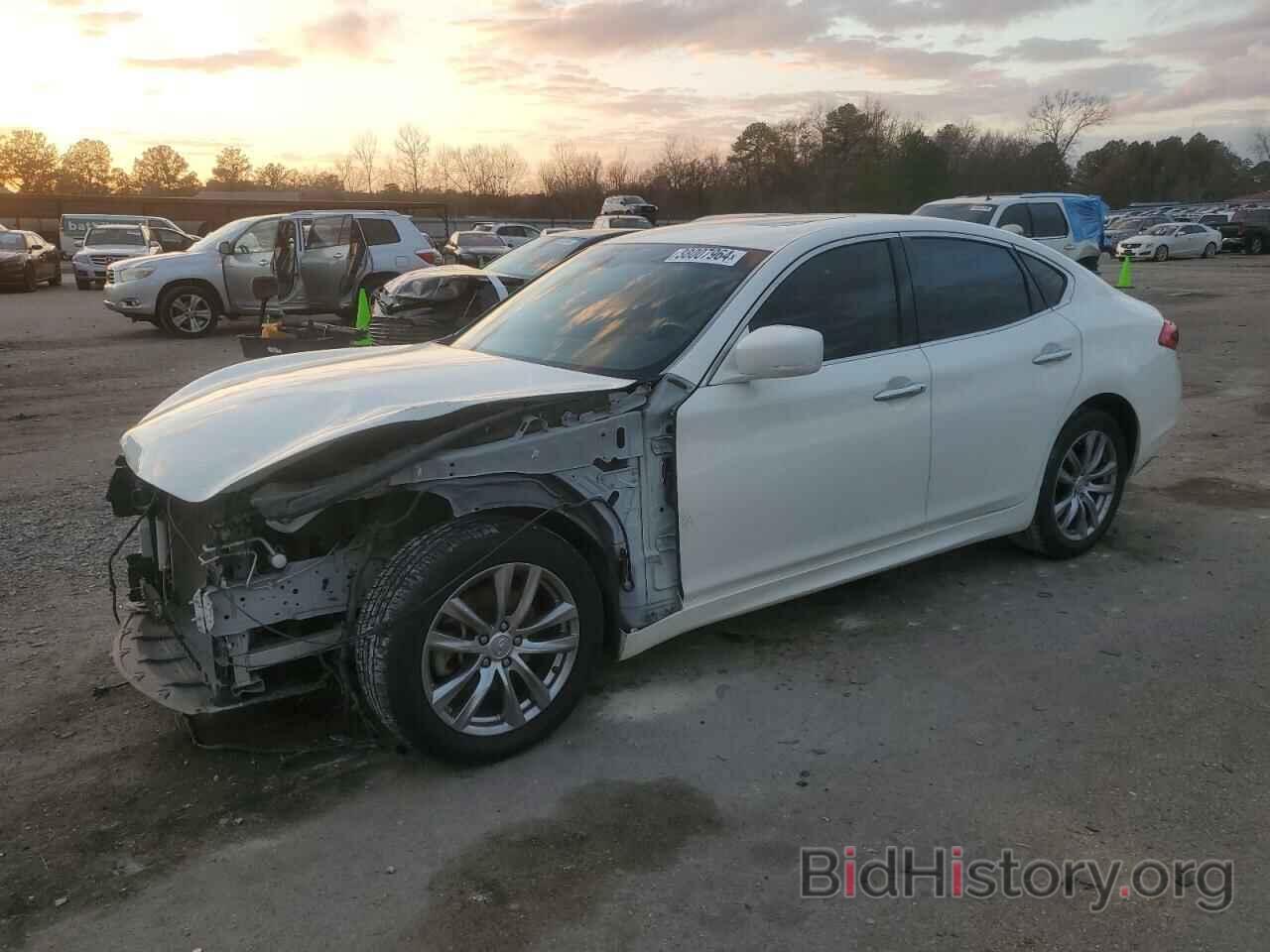 Photo JN1BY1AP7EM260434 - INFINITI Q70 2014