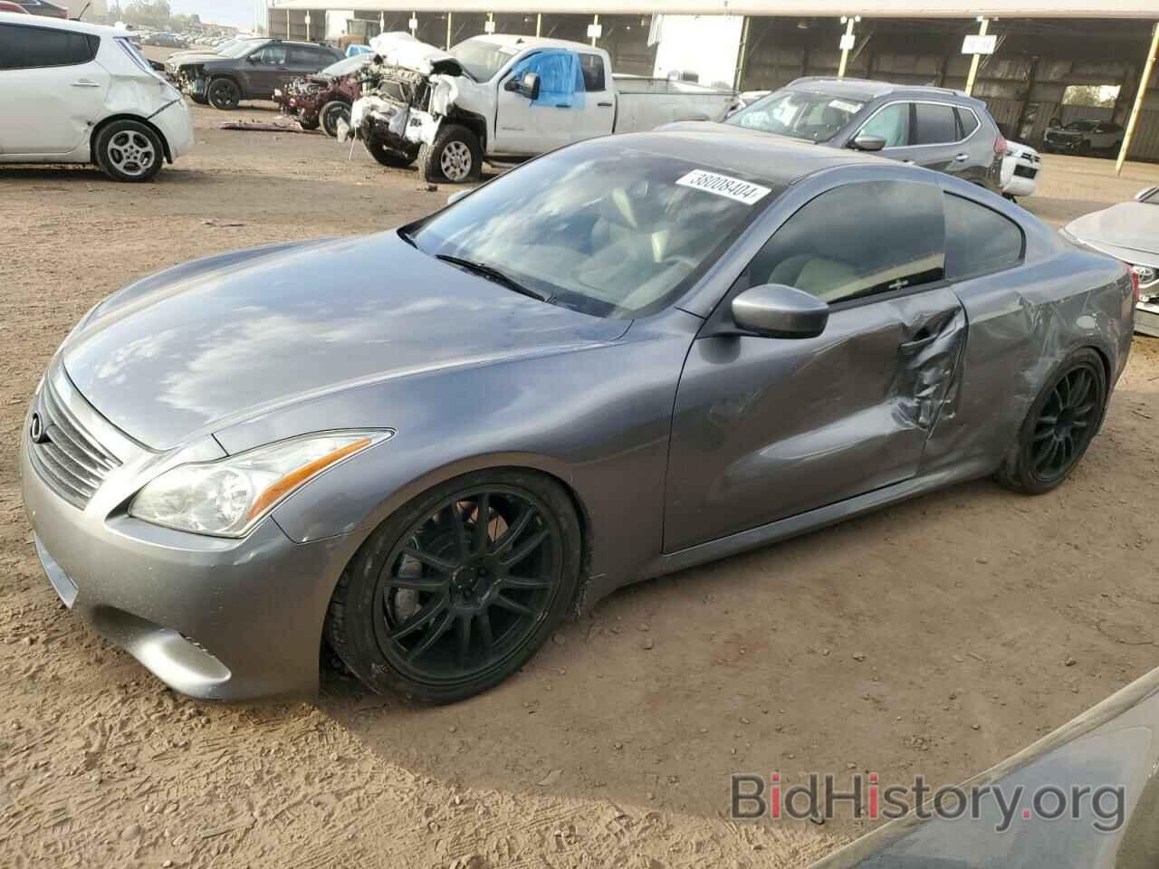 Photo JN1CV6EK8AM101909 - INFINITI G37 2010