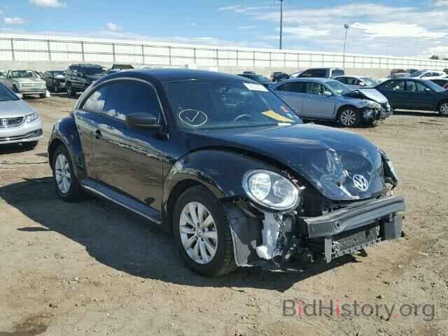 Photo 3VWF17AT7EM646744 - VOLKSWAGEN BEETLE 2014