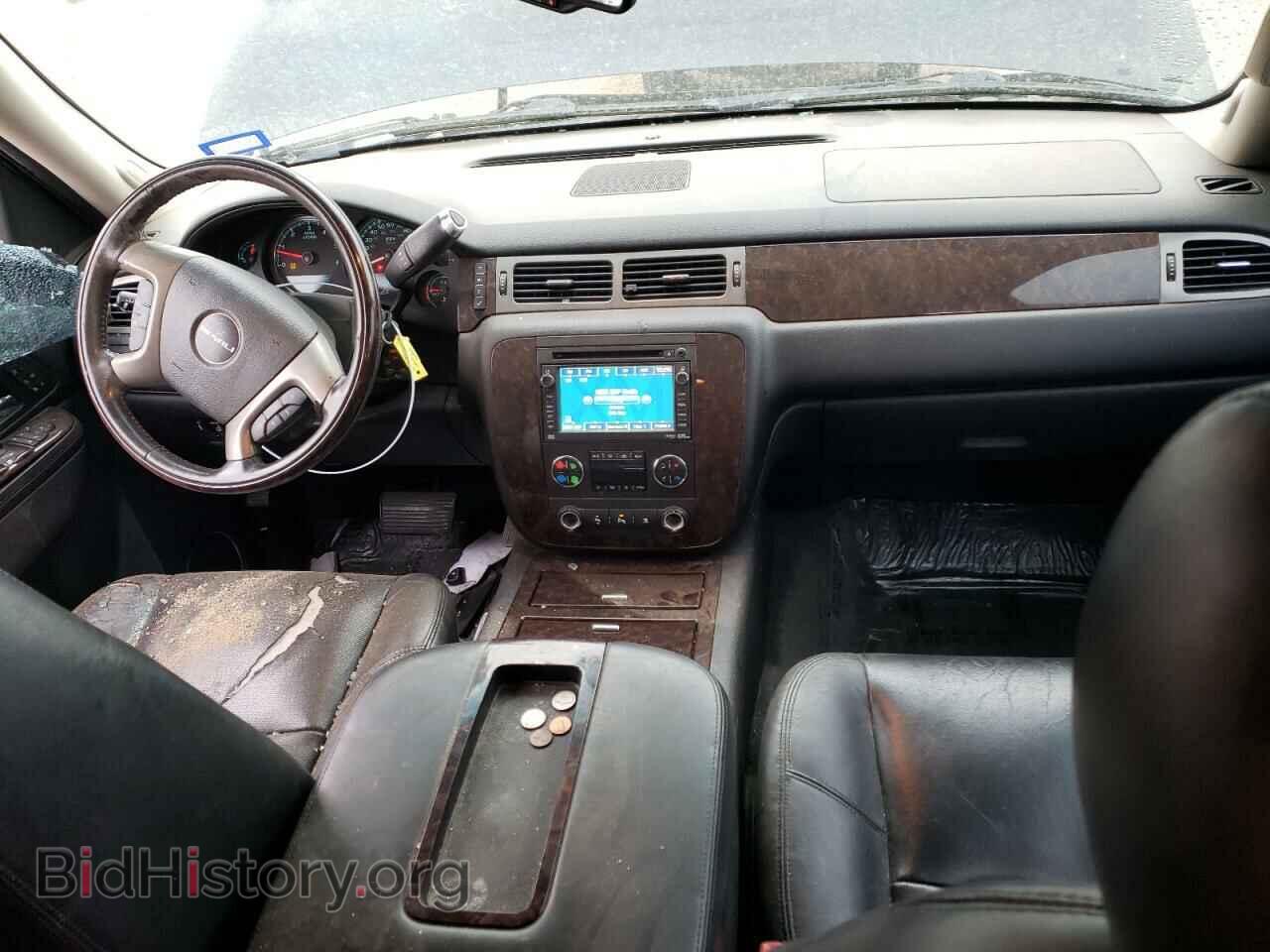 2010 GMC YUKON - VIN: 1GKUKEEF7AR243716 - Photo 8