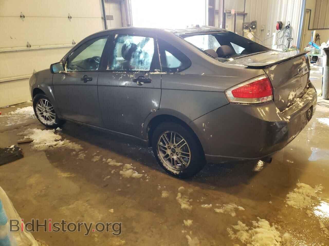 2011 FORD FOCUS - VIN: 1FAHP3FN5BW194159 - Фото 2