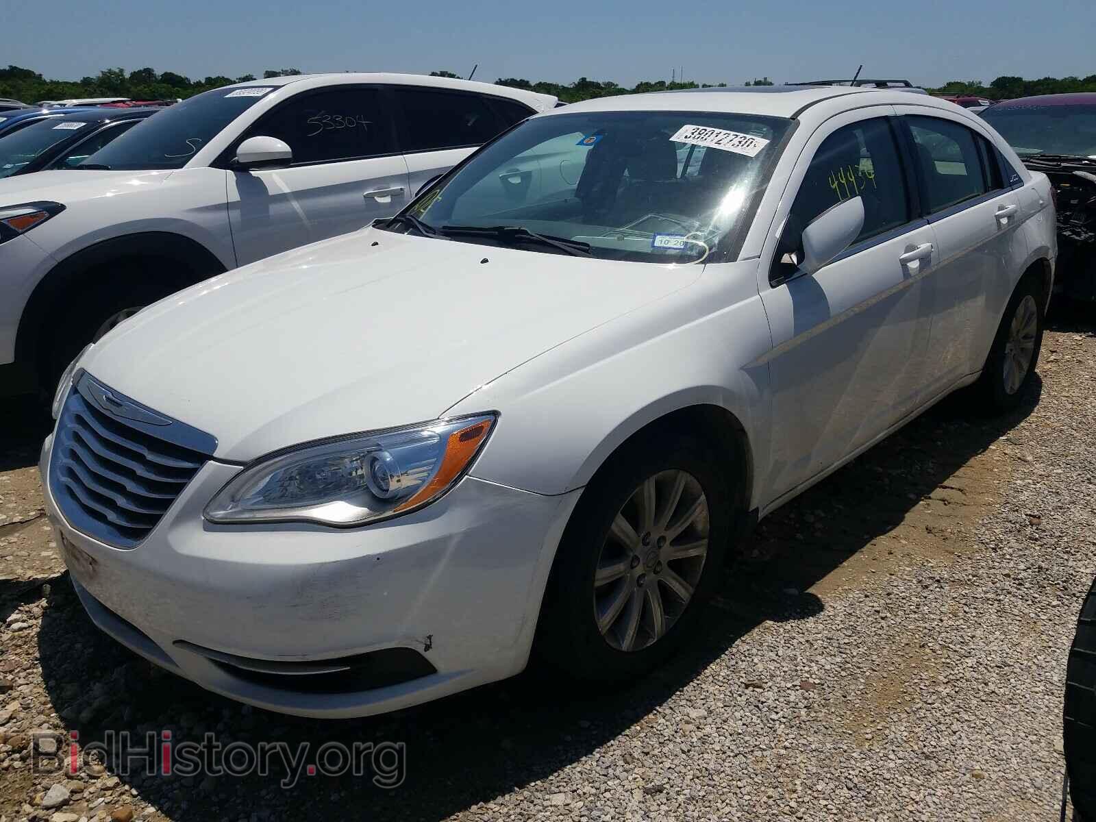 2013 CHRYSLER 200 - VIN: 1C3CCBBB5DN549530 - Фото 2