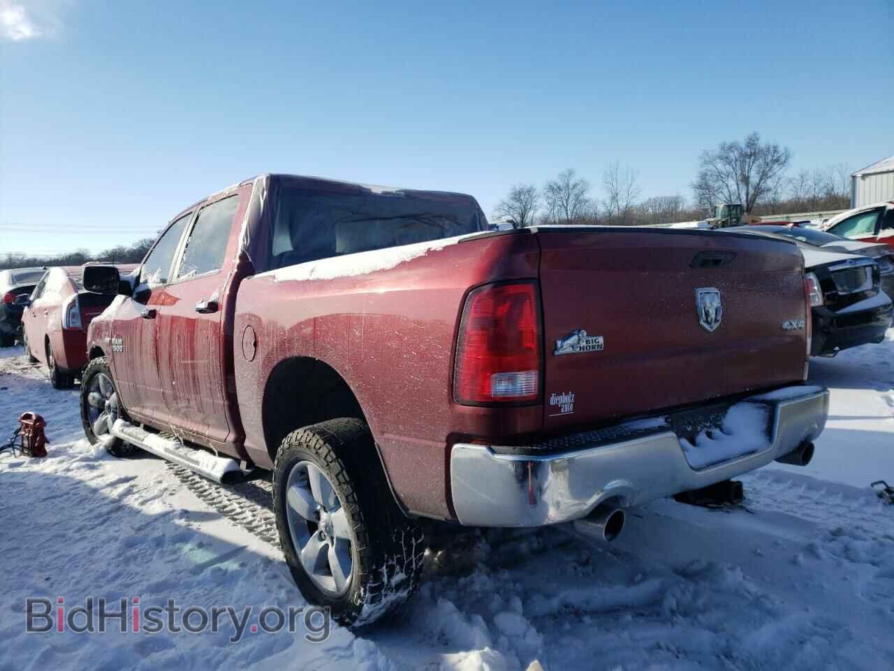2015 RAM 1500 - VIN: 3C6RR7LT3FG647631 - Фото 2