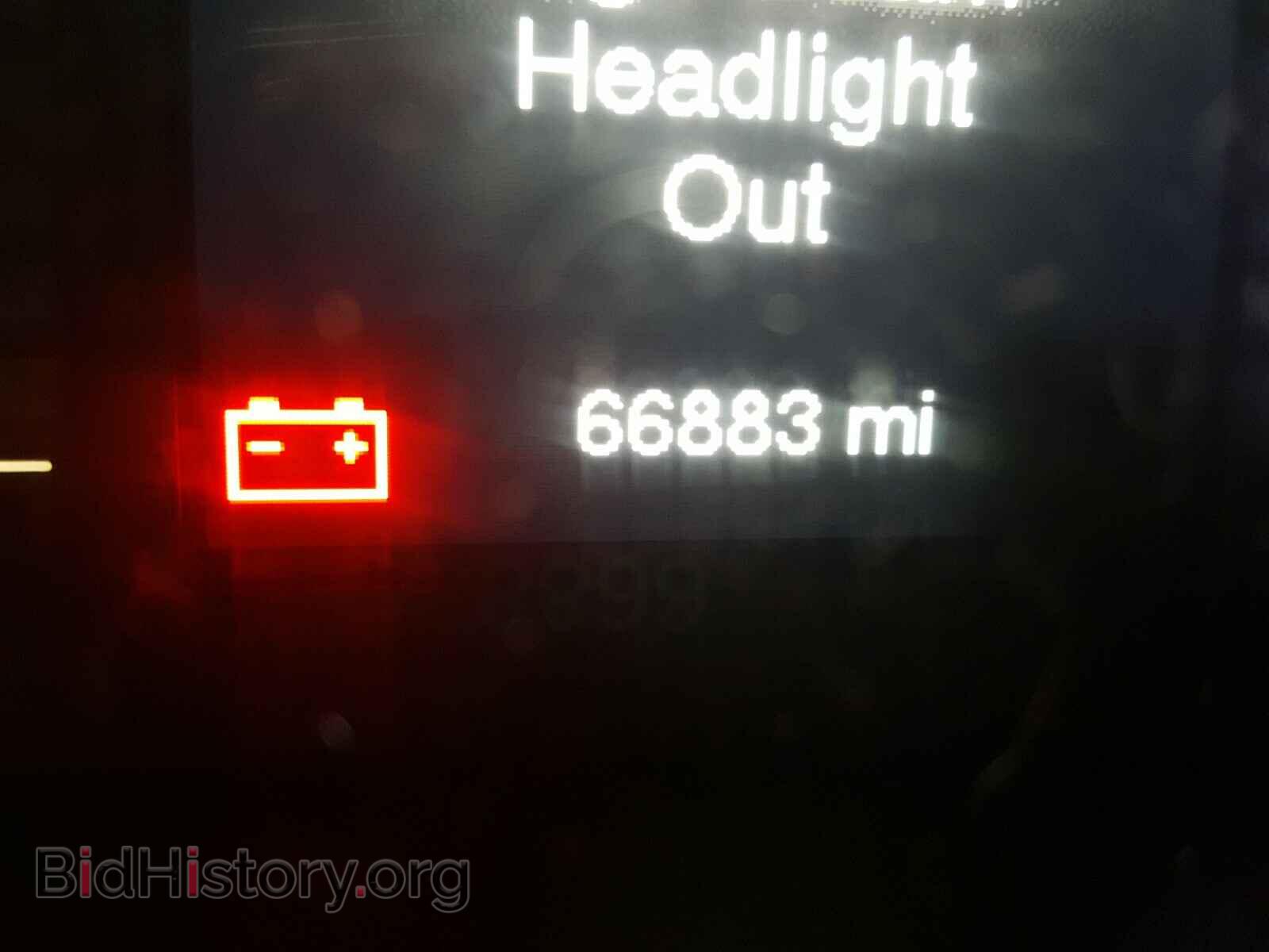 2015 JEEP CHEROKEE - VIN: 1C4PJMCB0FW736359 - Фото 8