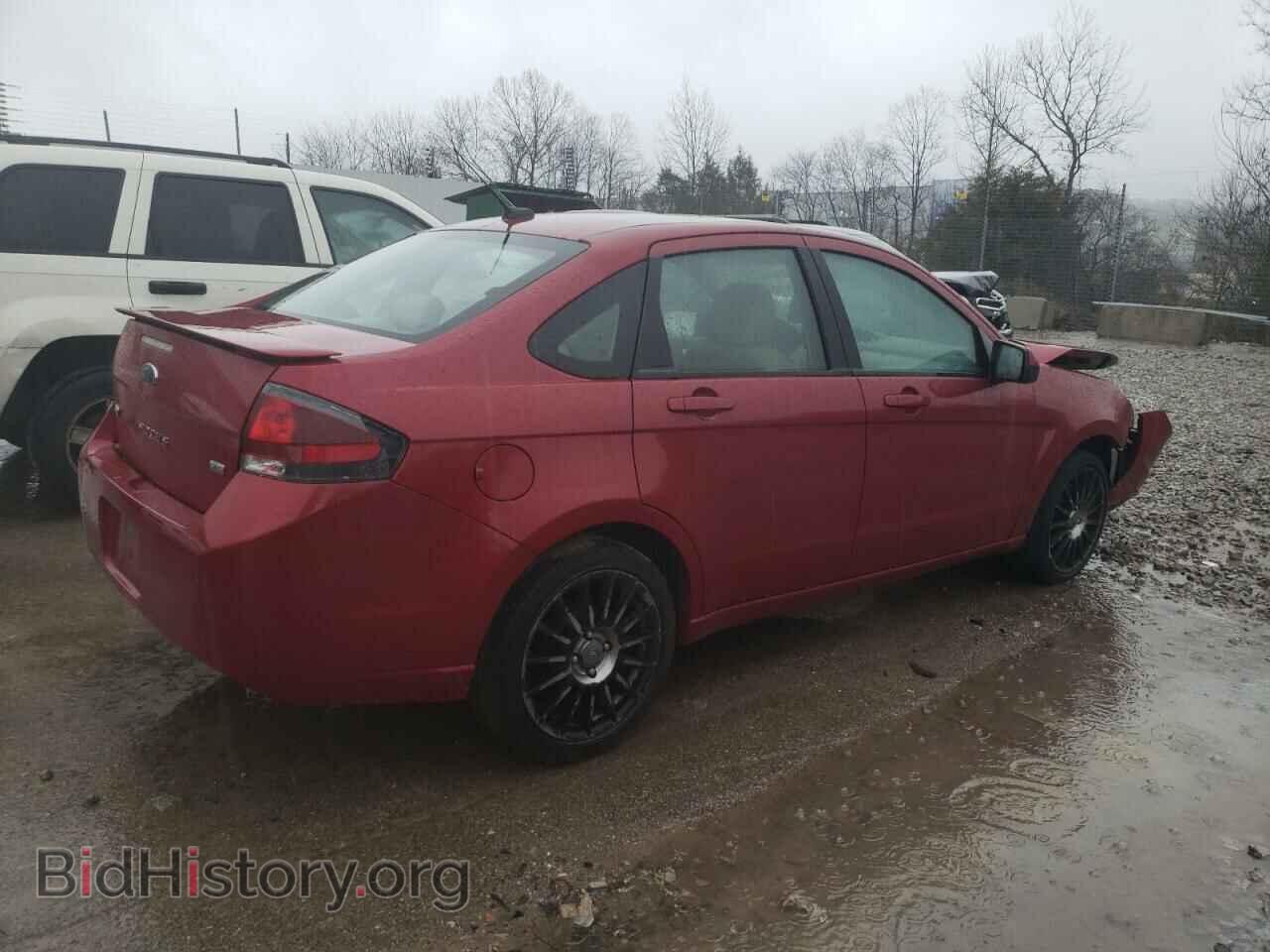 2011 FORD FOCUS - VIN: 1FAHP3GN4BW153570 - Photo 3
