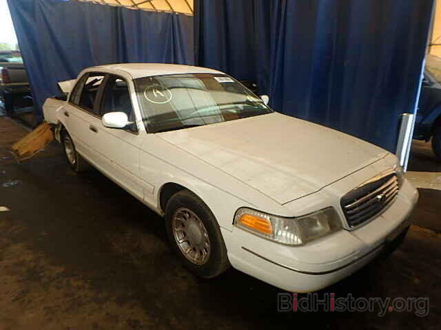 Photo 2FAFP74W1YX130188 - FORD CROWN VIC 2000