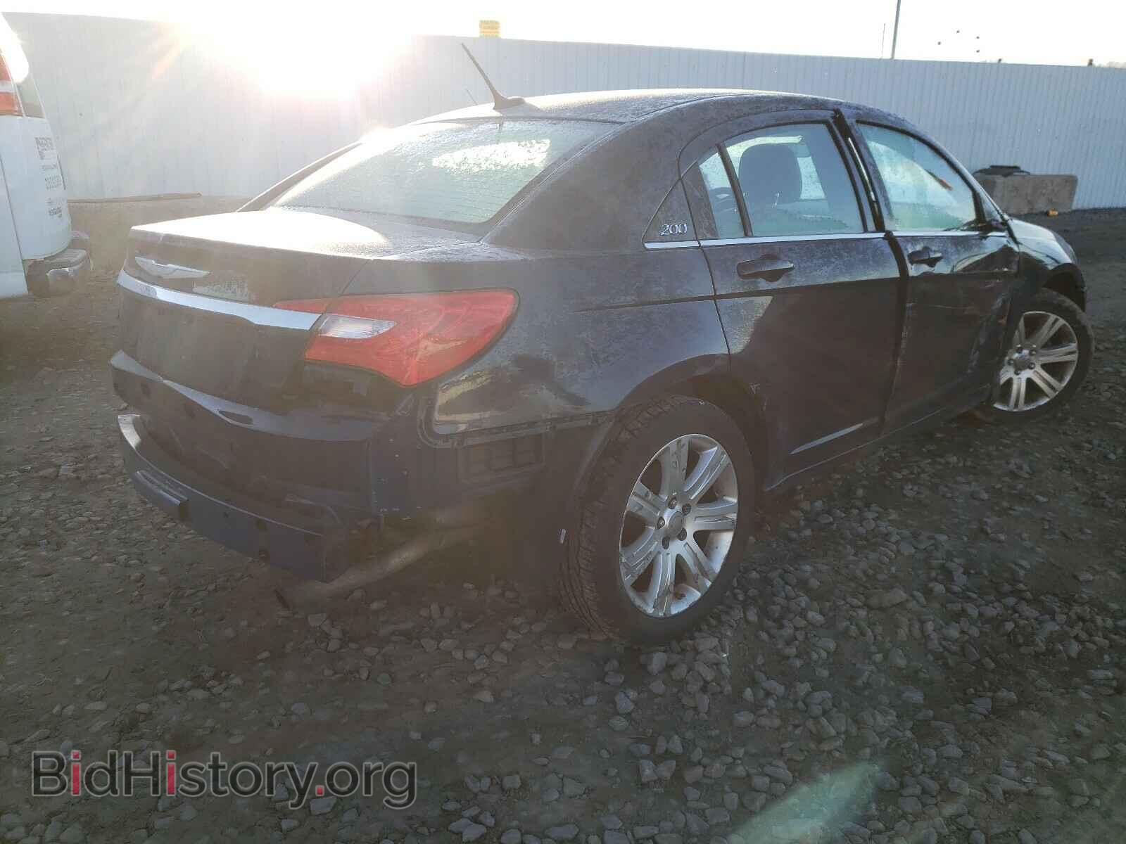 2013 CHRYSLER 200 - VIN: 1C3CCBAB1DN698146 - Фото 4