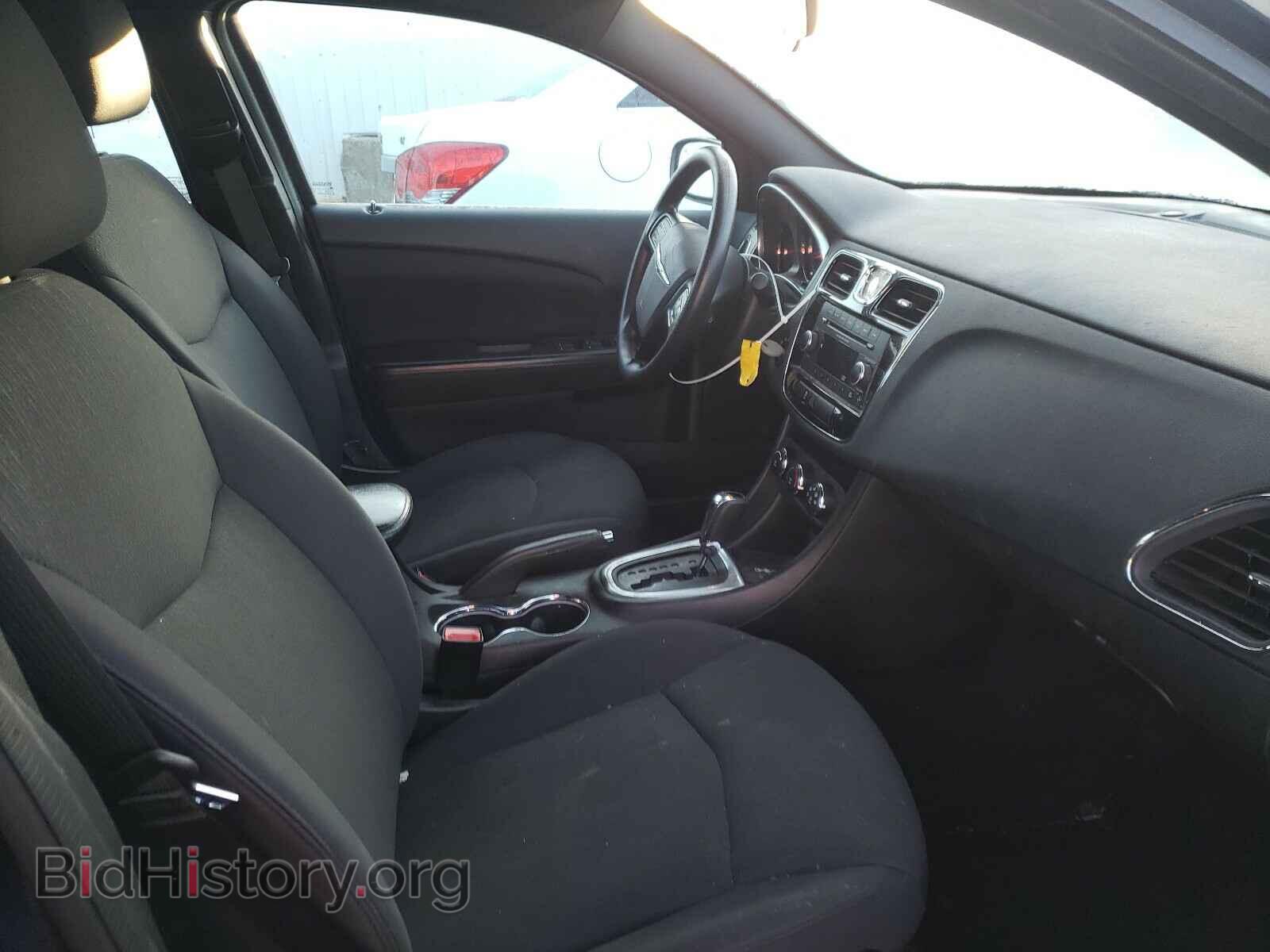 2013 CHRYSLER 200 - VIN: 1C3CCBAB1DN698146 - Фото 5