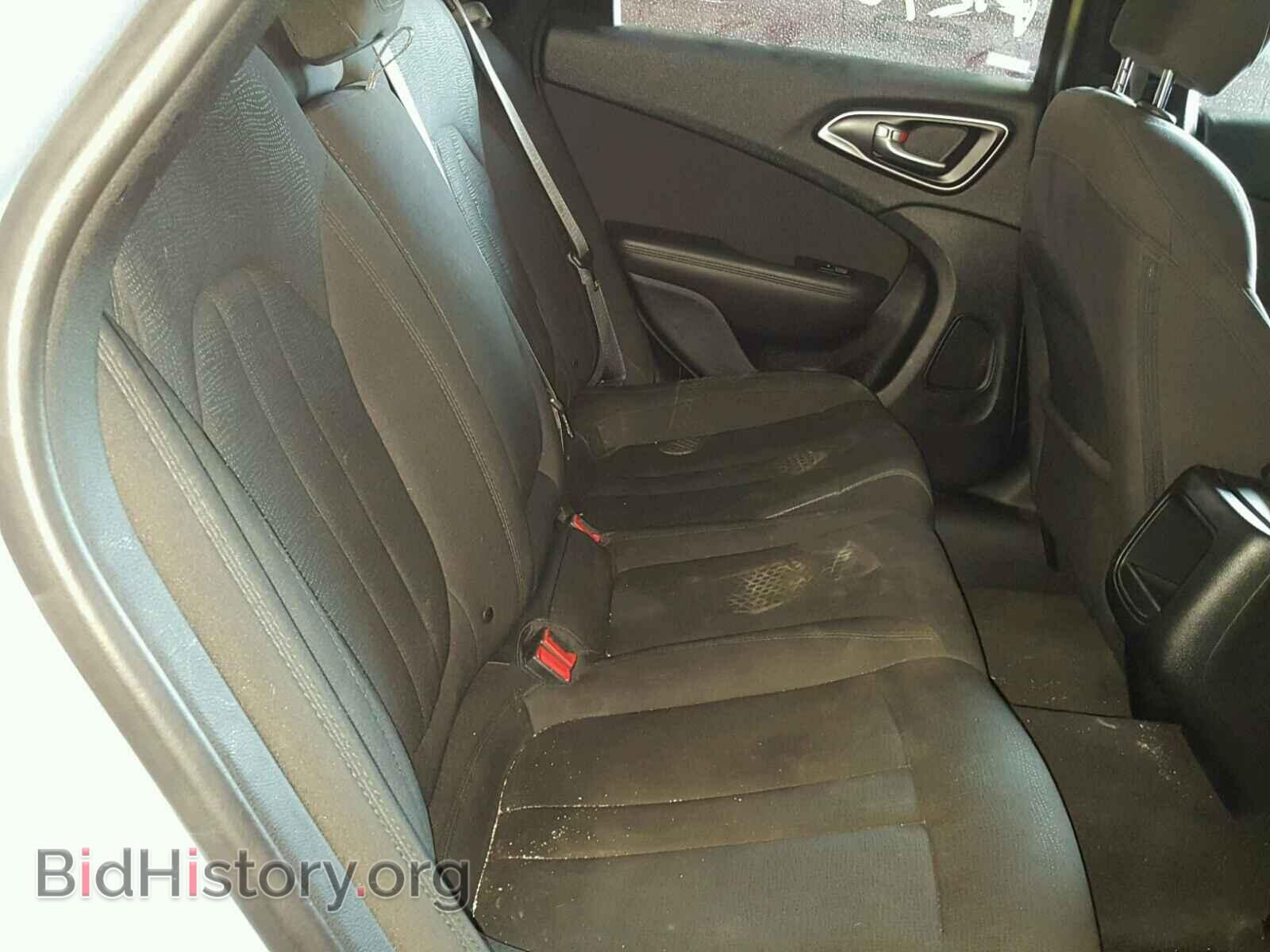 2015 CHRYSLER 200 - VIN: 1C3CCCABXFN671116 - Photo 6