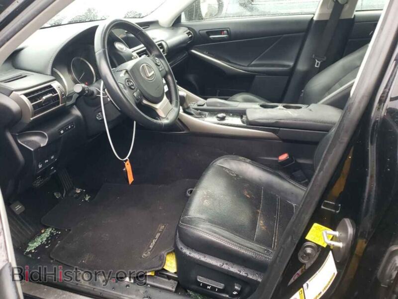 2014 Lexus IS (VIN JTHBE1D25E5007143) — photo 7 of 12