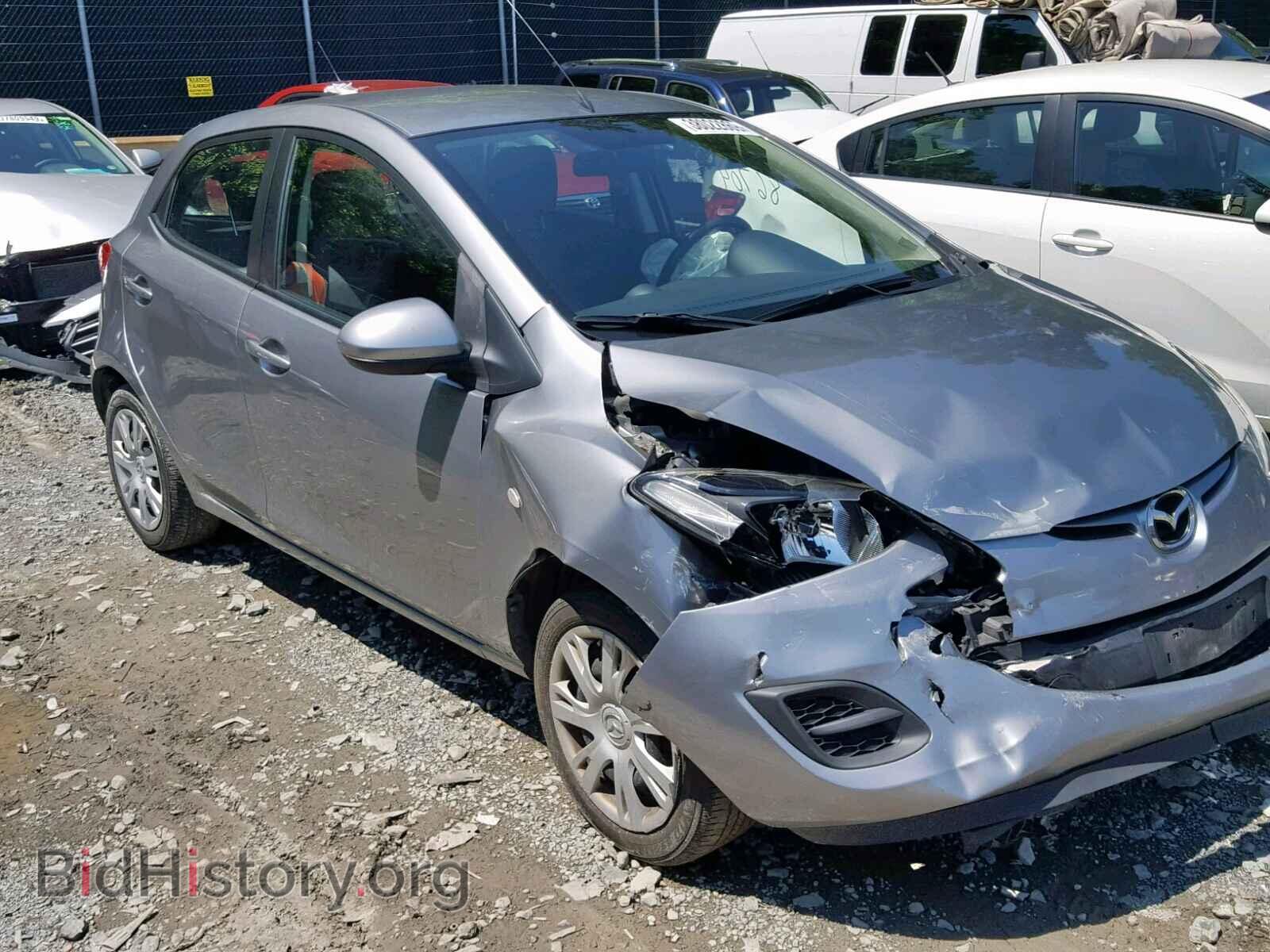 Фотография JM1DE1KZ0E0172640 - MAZDA 2 2014