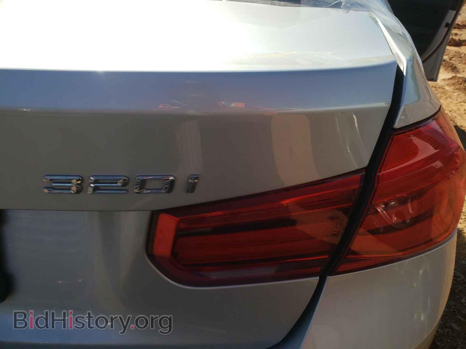 2016 BMW 3 SERIES - VIN: WBA8E1G52GNU11230 - Photo 10