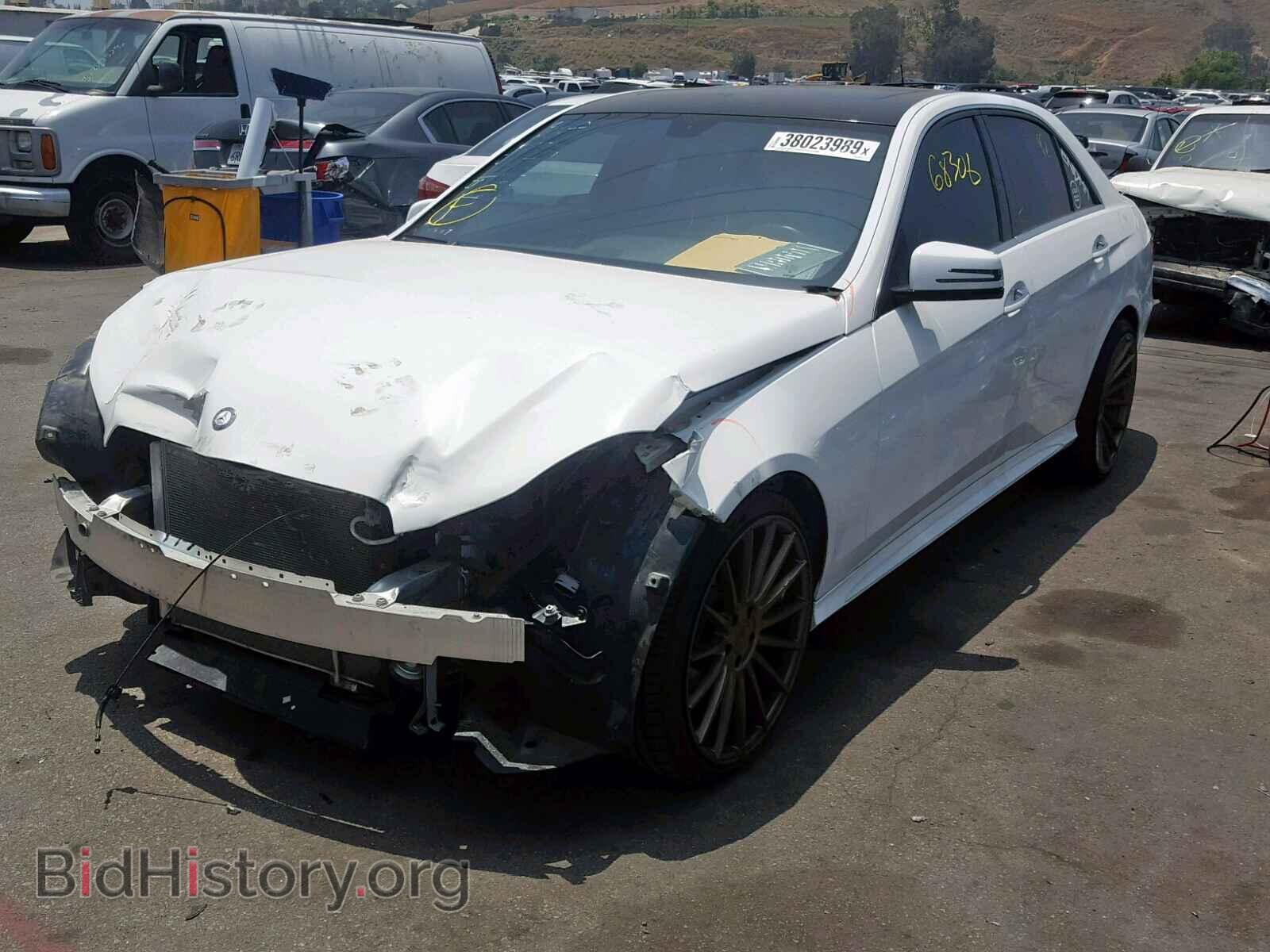 2014 MERCEDES-BENZ E 350 - VIN: WDDHF5KB8EA976211 - Фото 2