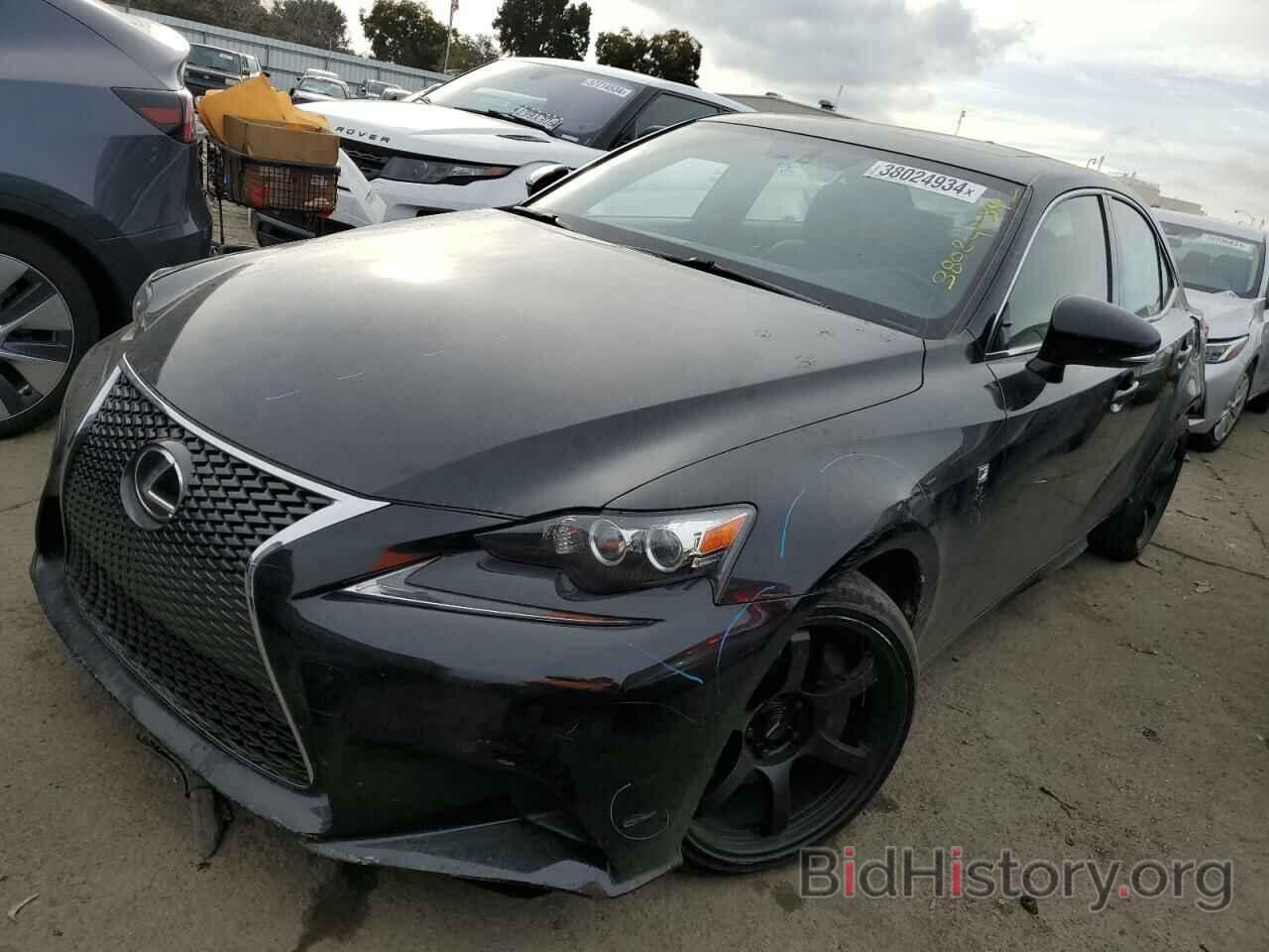 Photo JTHBE1D20F5019072 - LEXUS IS 2015