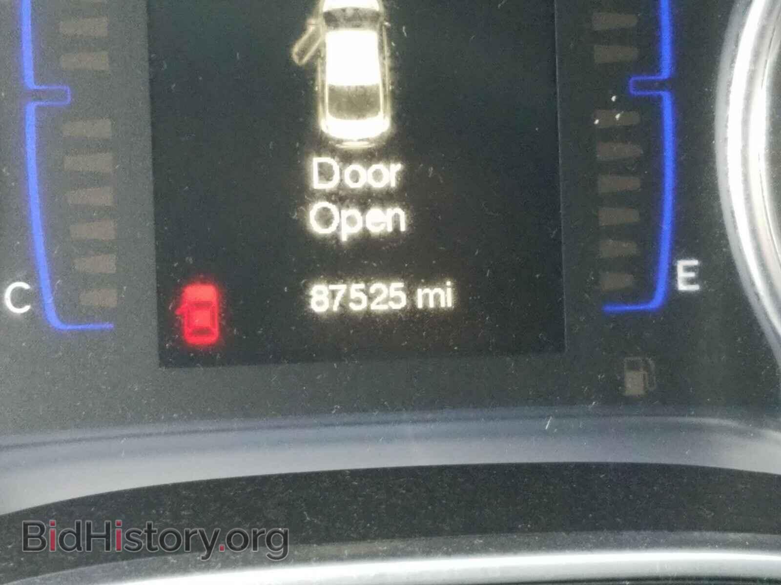 2015 CHRYSLER 200 - VIN: 1C3CCCAB4FN749213 - Фото 8