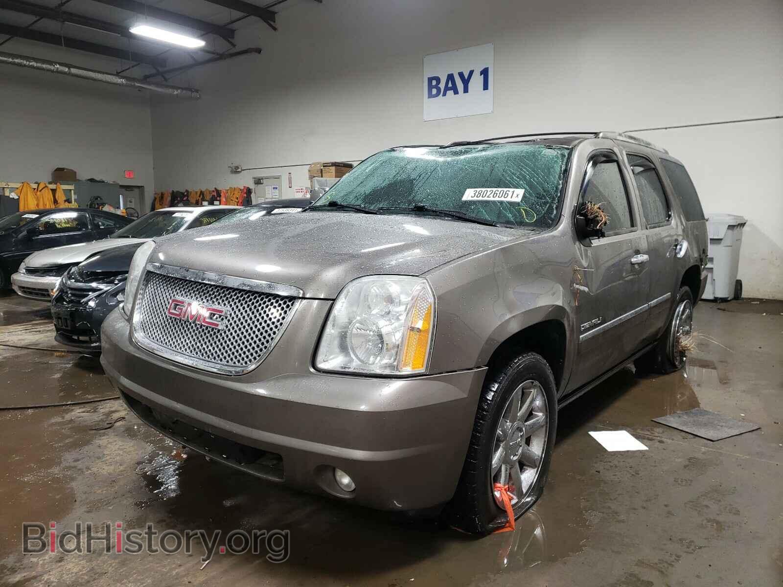 2012 GMC YUKON - VIN: 1GKS2EEF5CR294707 - Фото 2
