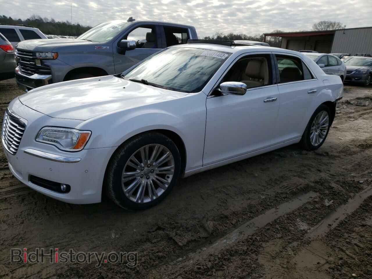 Фотография 2C3CCAET3DH520342 - CHRYSLER 300 2013
