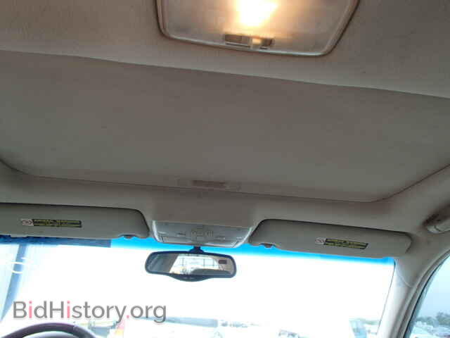 2002 LEXUS ES300 - VIN: JTHBF30G720044097 - Фото 9