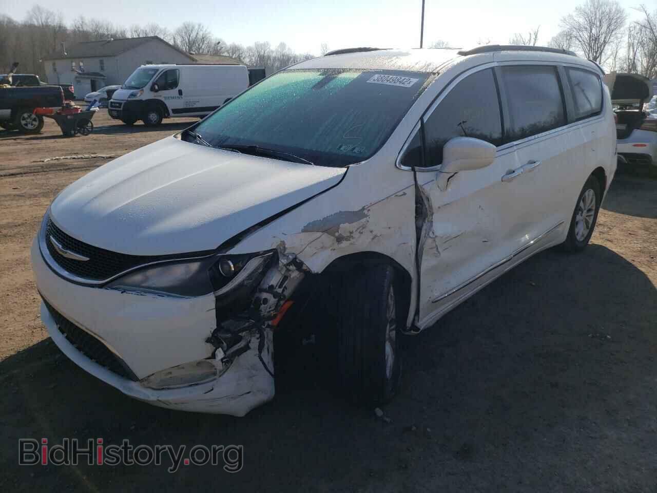 2017 CHRYSLER PACIFICA - VIN: 2C4RC1BG0HR524698 - Photo 2