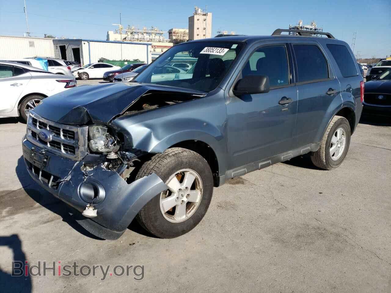 Photo 1FMCU0D73BKC03847 - FORD ESCAPE 2011