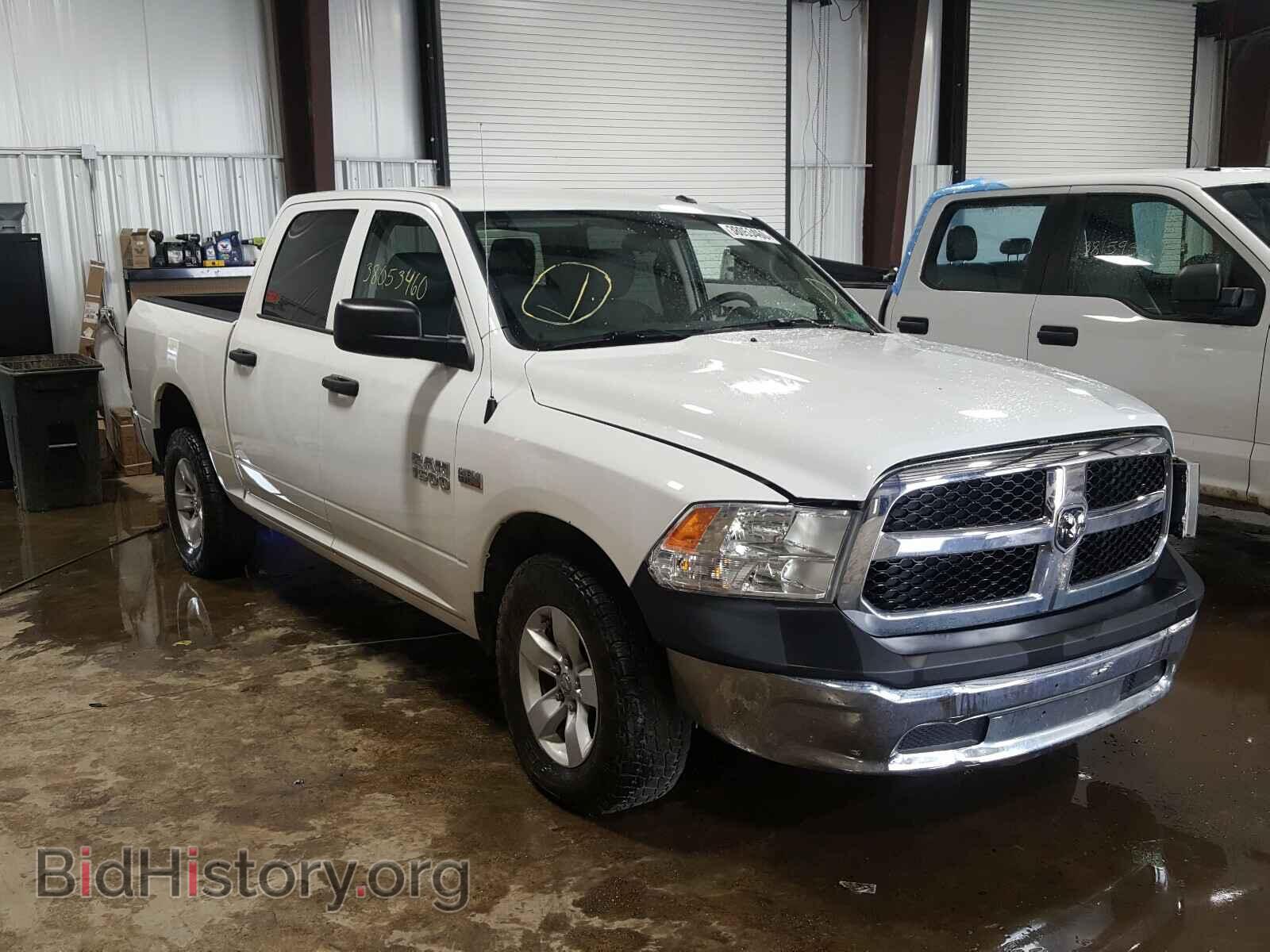 Photo 3C6RR7KT8HG635169 - RAM 1500 2017